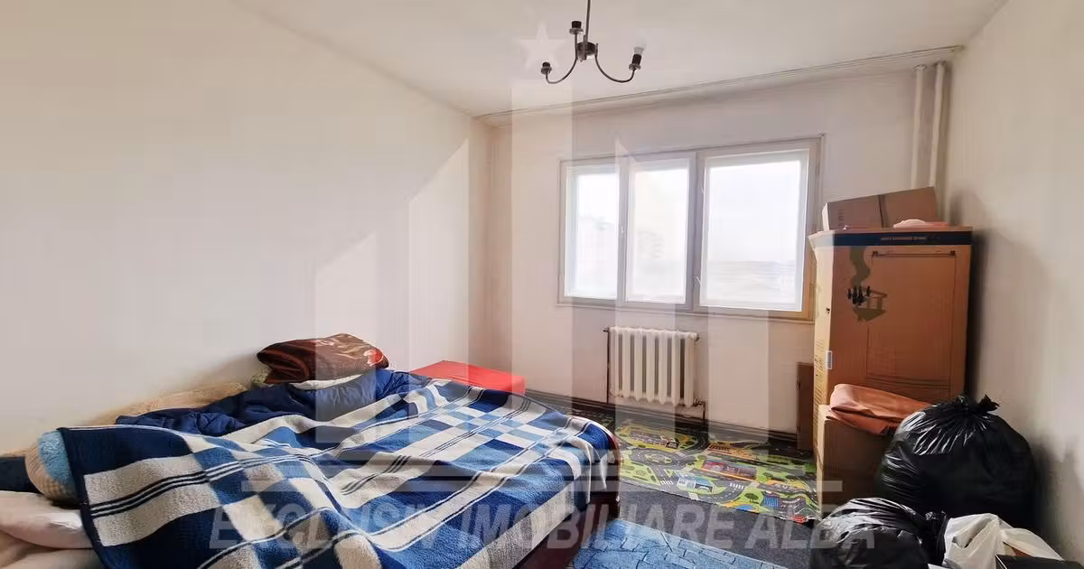 Apartament de vânzare cu 3 camere, mobilat în zona Cetate, Alba Iulia