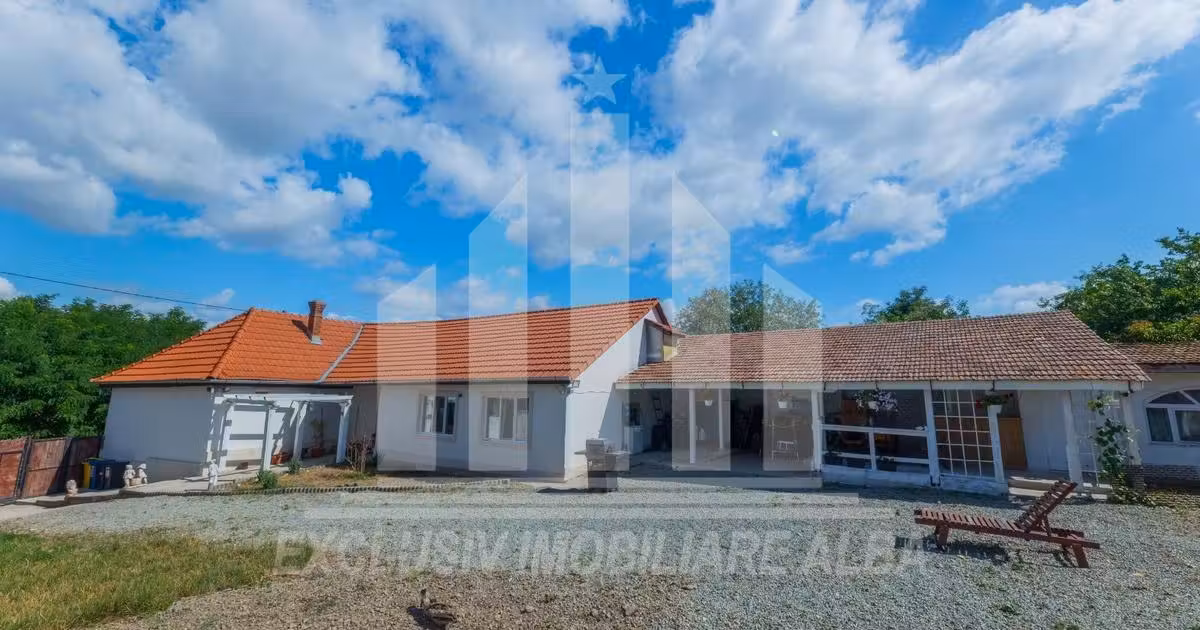 Casă individuală de vânzare cu 4 camere, mobilată în Ciugud