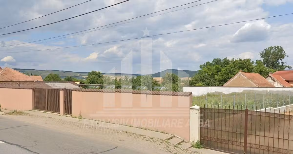 Teren Construcții intravilan de vânzare de 1272 mp, în zona Micești, Alba Iulia