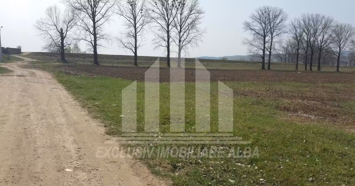 Teren intravilan de vânzare de 10000 mp, în zona Partoș, Alba Iulia