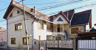 Casă Lipoveni