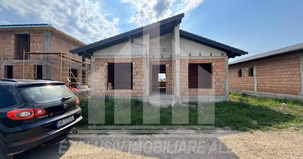 Casă individuală de vânzare cu 3 camere în zona Micești, Alba Iulia