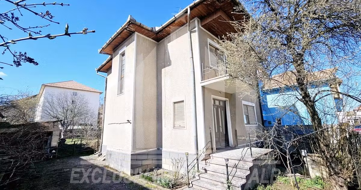 Casă individuală de vânzare cu 6 camere, mobilată în zona Cetate, Alba Iulia