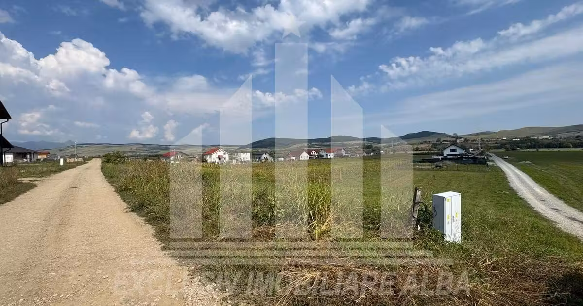 Teren Construcții intravilan de vânzare de 700 mp, în zona Micești, Alba Iulia