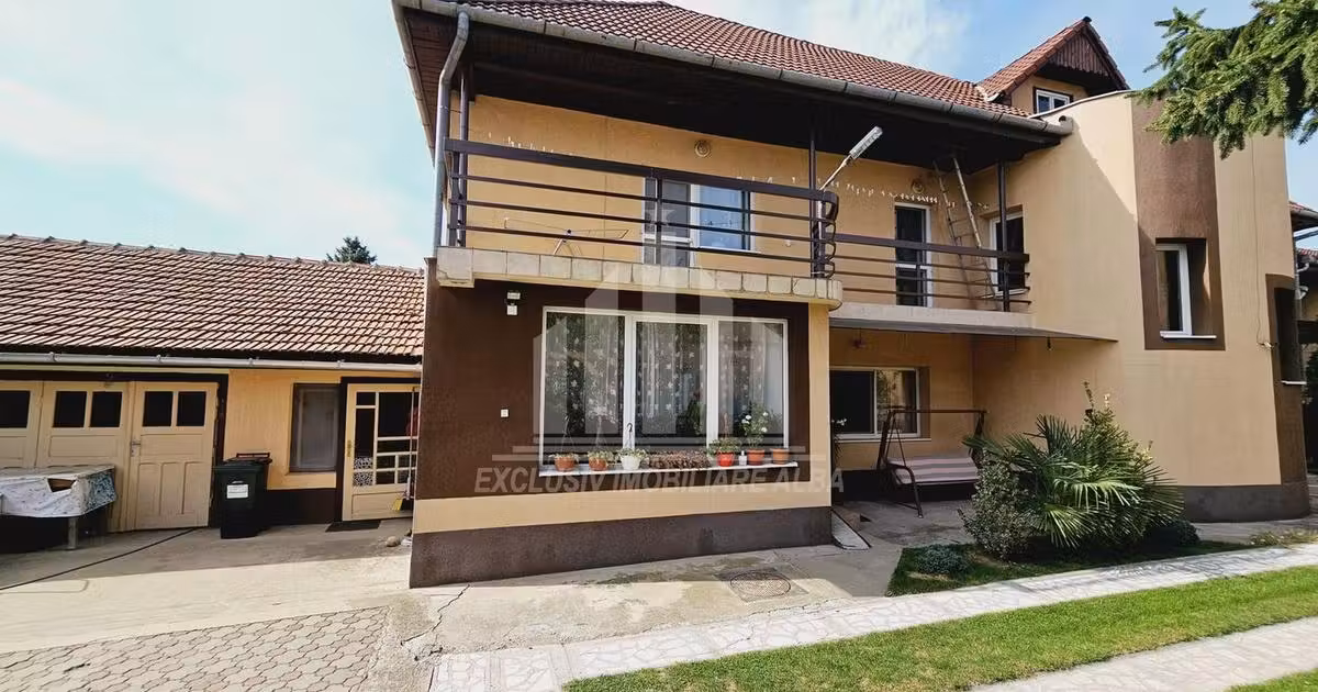 Casă individuală de vânzare cu 5 camere, mobilată în zona Lipoveni, Alba Iulia