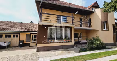 Casă Lipoveni