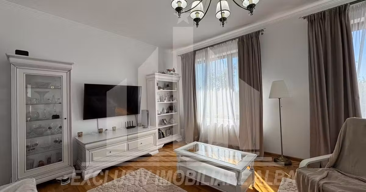 Casă individuală de vânzare cu 4 camere, mobilată în zona Micești, Alba Iulia