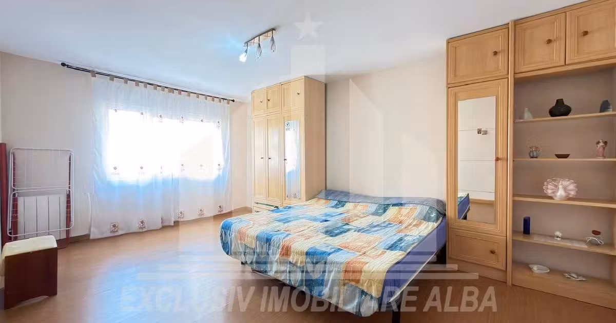 Apartament de vânzare cu 2 camere, mobilat în zona Cetate, Alba Iulia