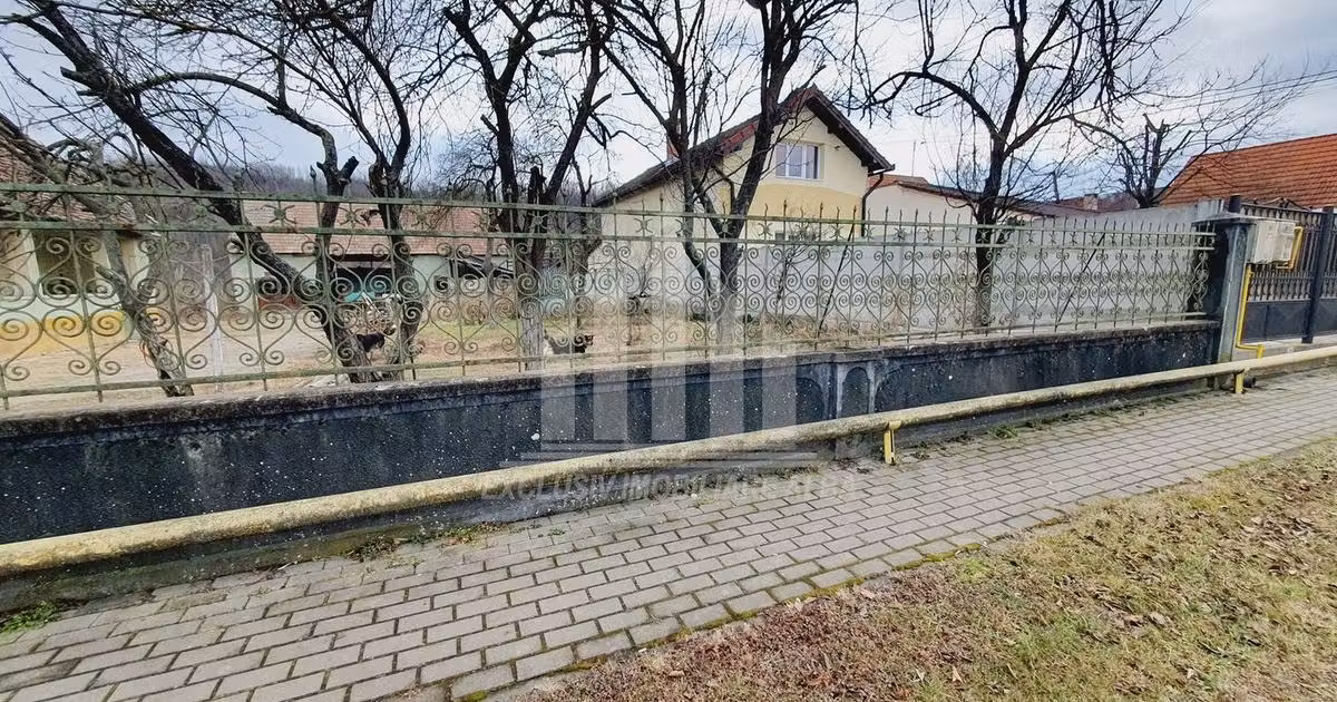Teren · 100 m², Ciugud, Cugir