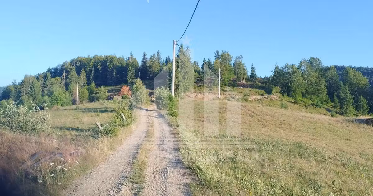 Teren agricol intravilan de vânzare de 3565 mp, în Gârda de Sus