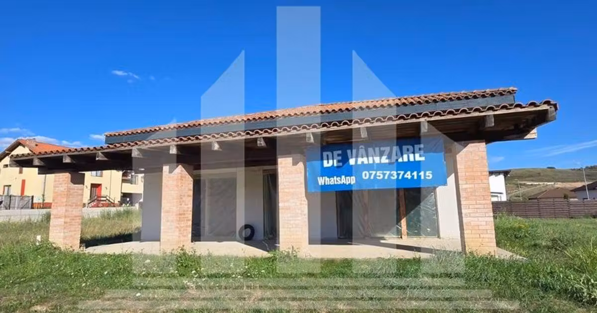Casă individuală de vânzare cu 4 camere în Ciugud