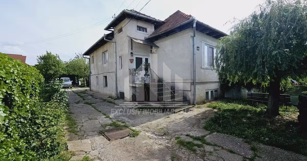 Casă individuală de vânzare cu 4 camere, mobilată în zona Cetate, Alba Iulia