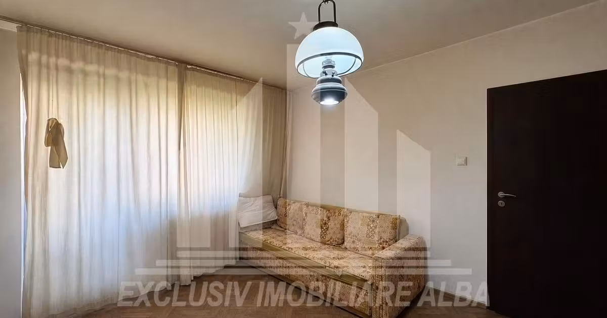 Apartament de vânzare cu 2 camere în zona Cetate, Alba Iulia