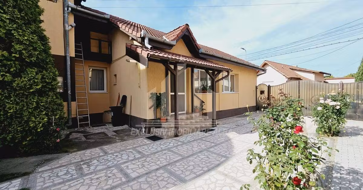 Casă individuală de vânzare cu 4 camere, mobilată în zona Lipoveni, Alba Iulia