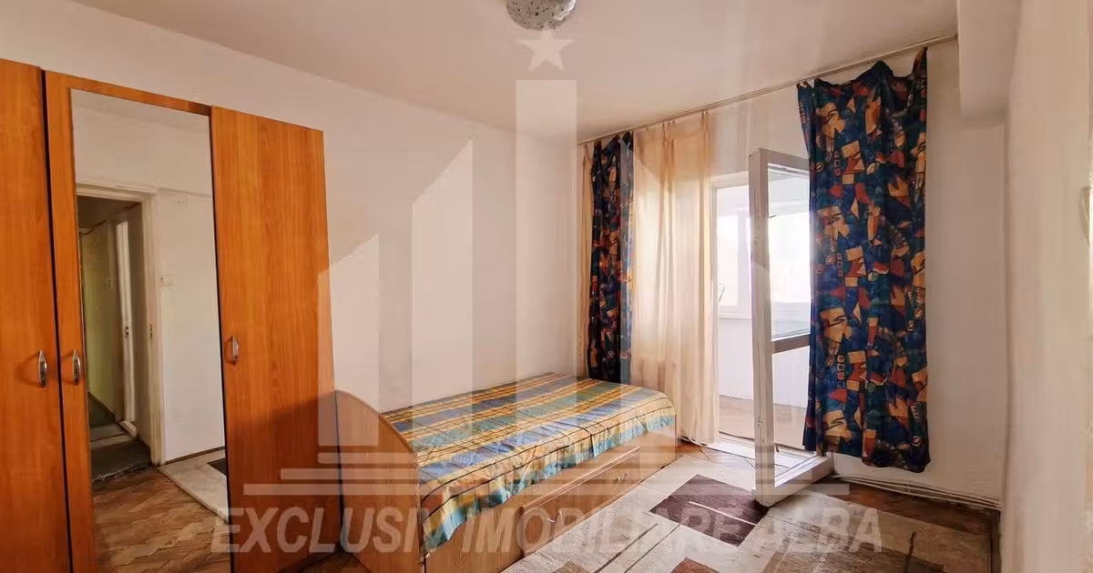 Apartament de vânzare cu 3 camere, mobilat în zona Cetate, Alba Iulia