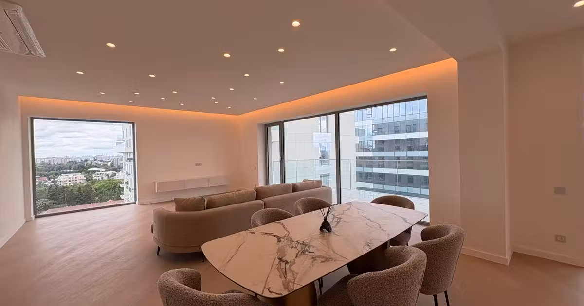 Apartament de vânzare cu 4 camere în zona Barbu Văcărescu, Sector 2