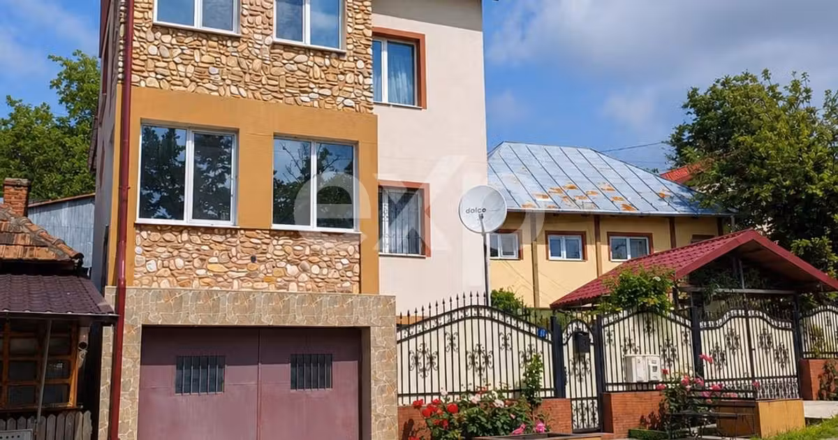 Casă individuală de vânzare cu 9 camere, mobilată în Ștefănești