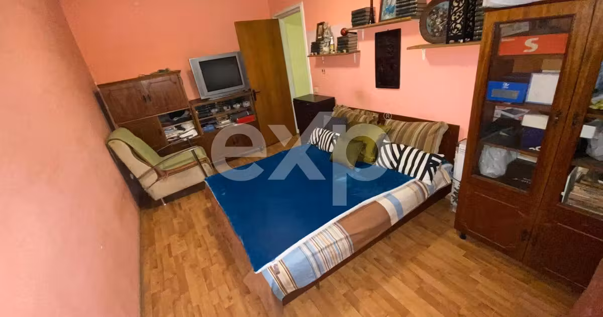 Apartament de vânzare cu 3 camere în zona Berceni, Sector 4