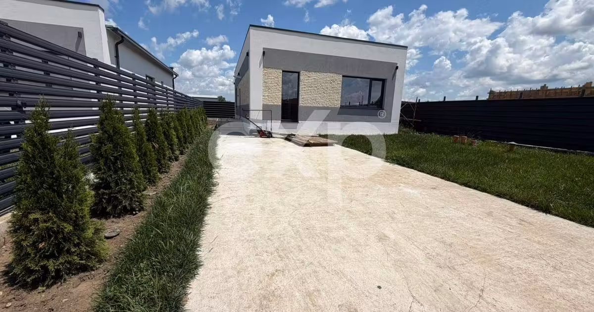 Casă individuală de vânzare cu 3 camere în Clinceni