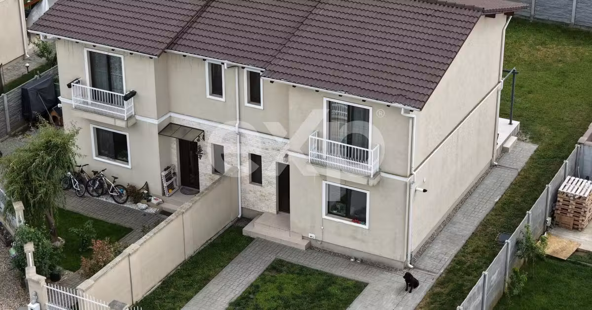 Duplex de vânzare cu 3 camere, mobilat în Moșnița Nouă