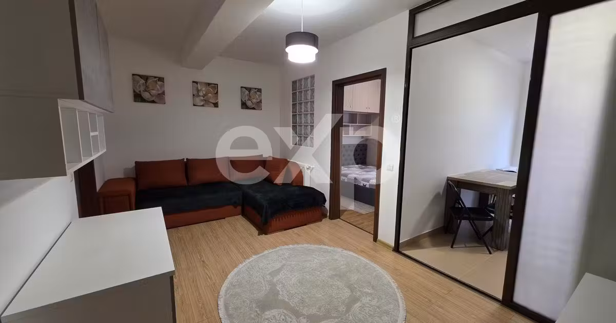 Apartament de vânzare cu 2 camere, mobilat în Florești