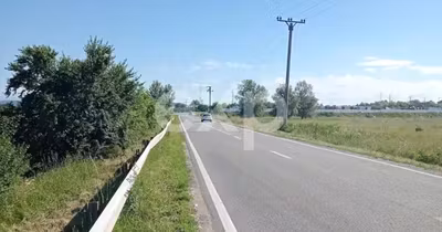 Teren Mioveni