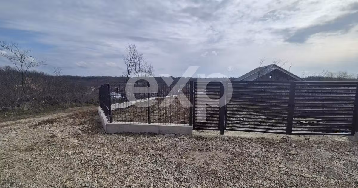 Teren Construcții intravilan de vânzare de 1500 mp, în Albota