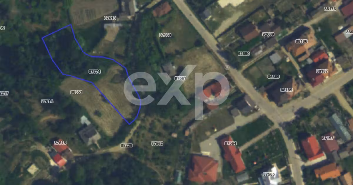 Teren Construcții intravilan de vânzare de 1974 mp, în Merișani