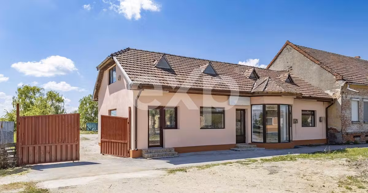 Spațiu comercial de vânzare de 178.82 mp, în Bacova