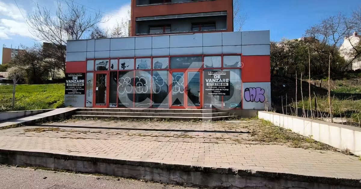 Spațiu comercial de vânzare de 742.00 mp, în zona Frații Golești, Pitești