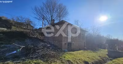 Casă Stâlpeni