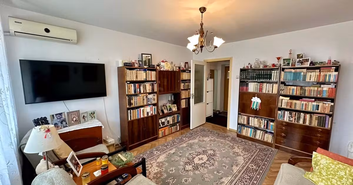 Apartament de vânzare cu 2 camere, mobilat în zona Drumul Taberei, Sector 6
