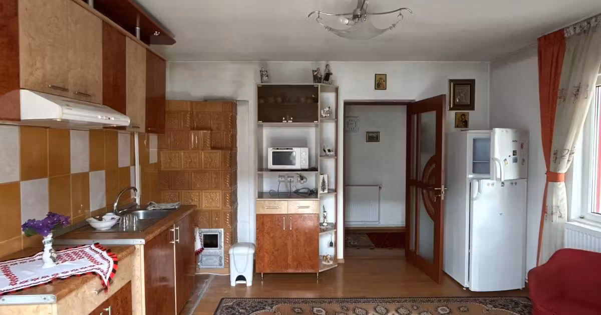 Casă individuală de vânzare cu 4 camere în zona Periferie, Piatra-Neamț