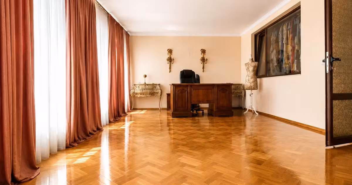 Casă individuală de vânzare cu 7 camere în Cazasu