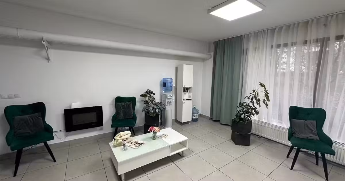 Spațiu comercial de vânzare 86 mp în Șelimbăr