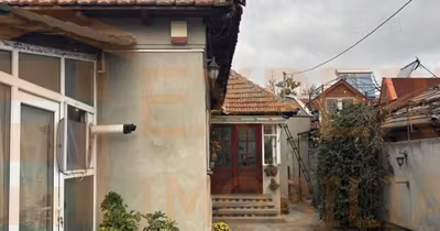 Casă Km 5