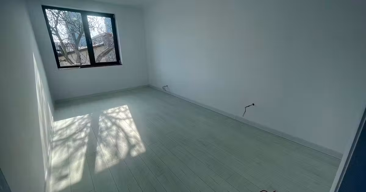 Casă individuală de vânzare cu 5 camere în zona Apărătorii Patriei, Sector 4