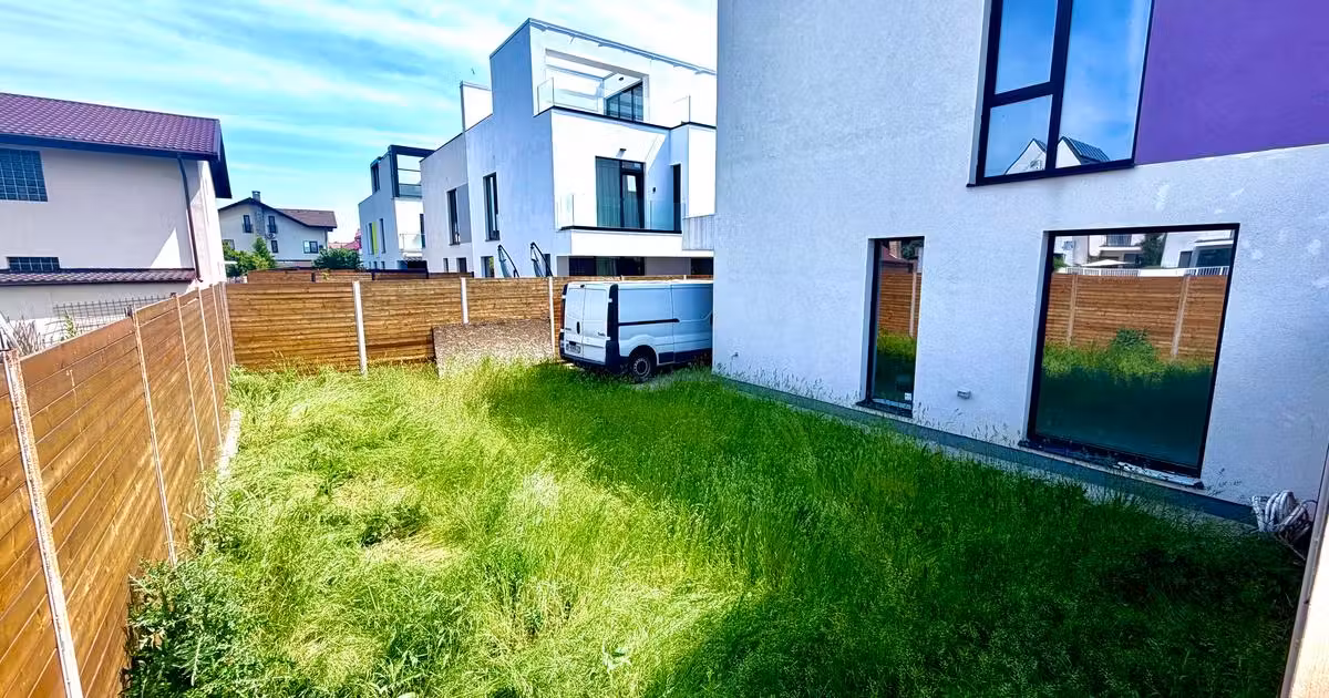 Duplex de vânzare cu 4 camere în Popești-Leordeni