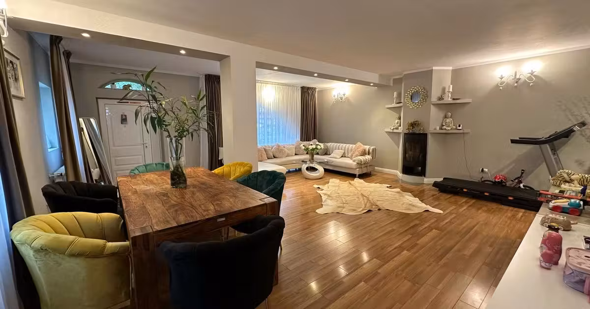 Duplex de vânzare cu 5 camere, mobilat în Popești-Leordeni