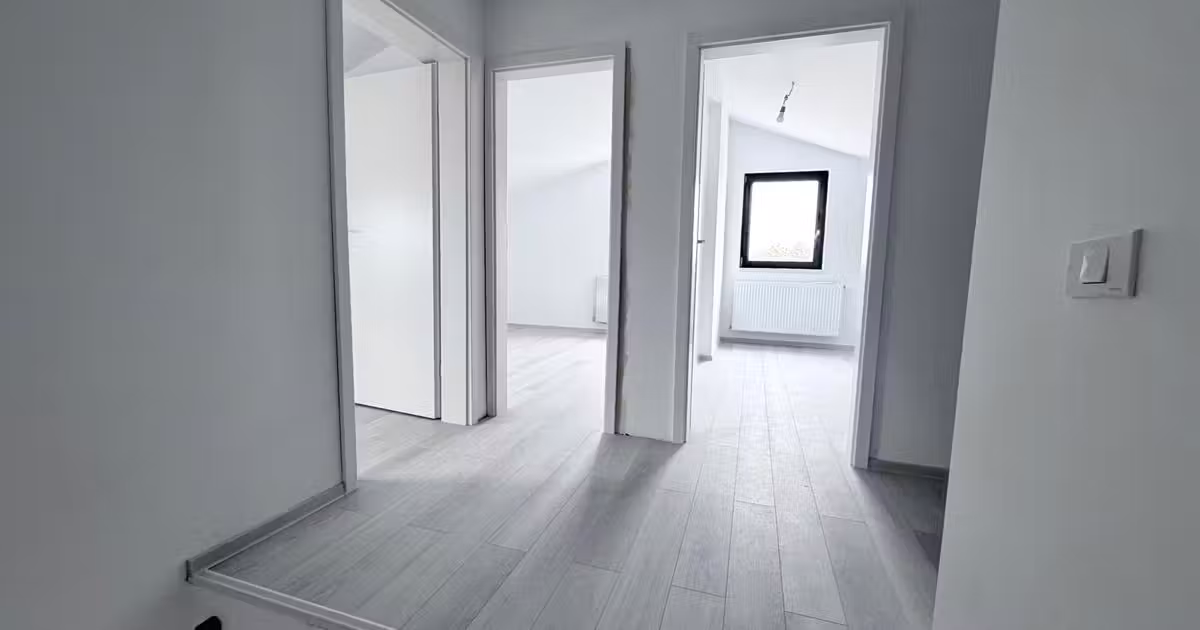Duplex de vânzare cu 7 camere în Popești-Leordeni