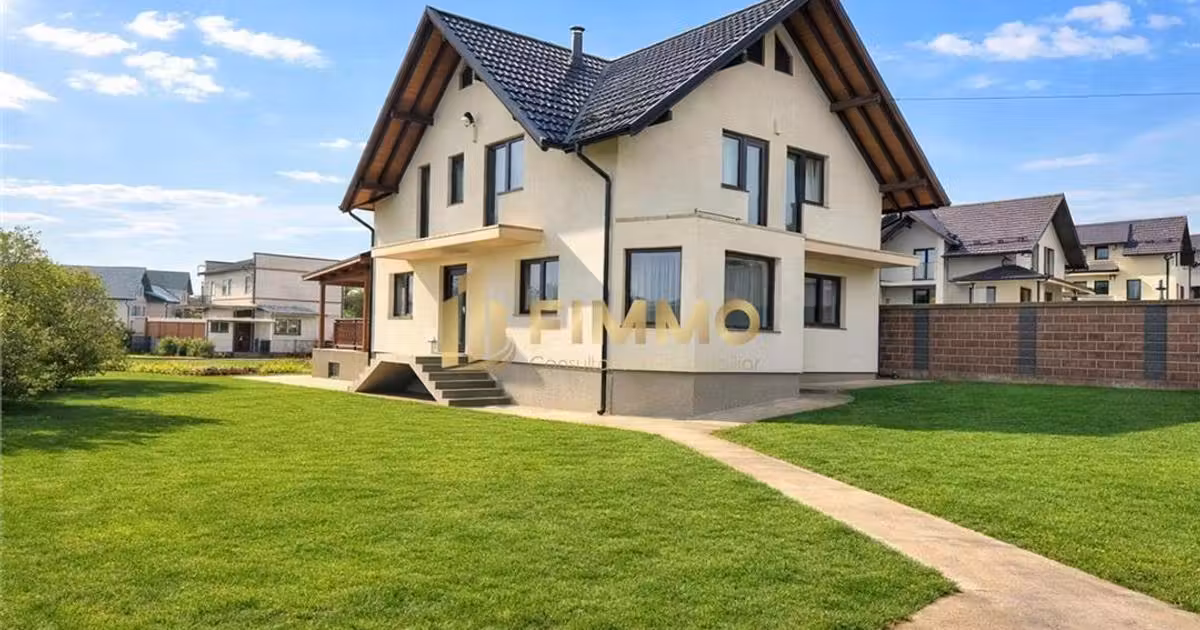 Casă individuală de vânzare cu 6 camere, mobilată în Sfântu Ilie