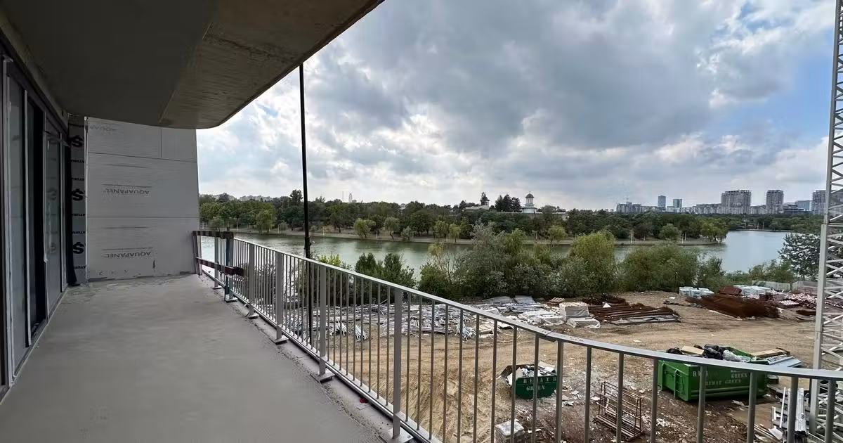 Apartament de vânzare cu 3 camere în zona Lacul Tei, Sector 2