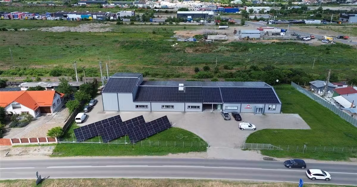 Spațiu comercial de vânzare de 957 mp, în zona Vest, Focșani