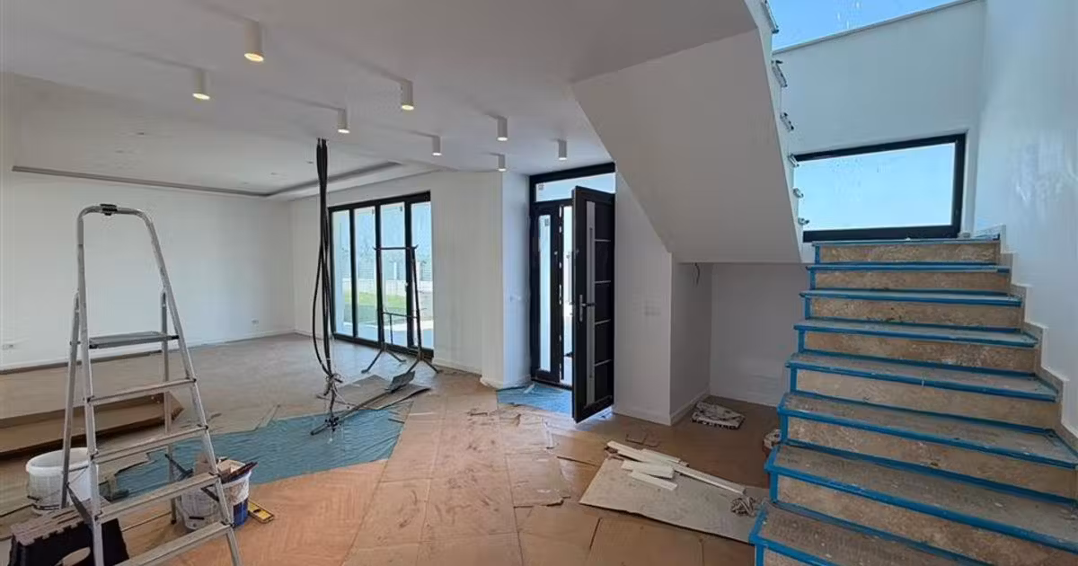 Casă individuală de vânzare cu 4 camere în zona Nord, Focșani