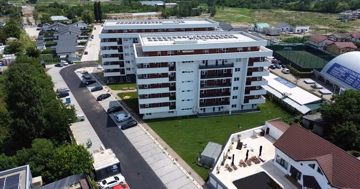 Apartament de vânzare cu 2 camere în zona Vest, Focșani