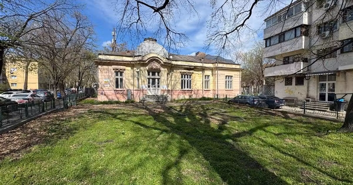 Spațiu comercial de vânzare de 328 mp, în zona Ultracentral, Focșani