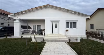 Casă Vânători