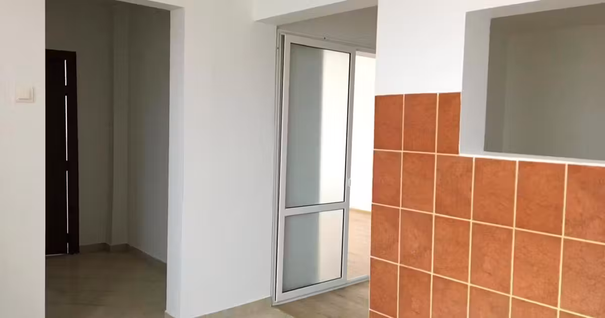 Apartament de vânzare cu 3 camere în zona Mărăței, Piatra-Neamț