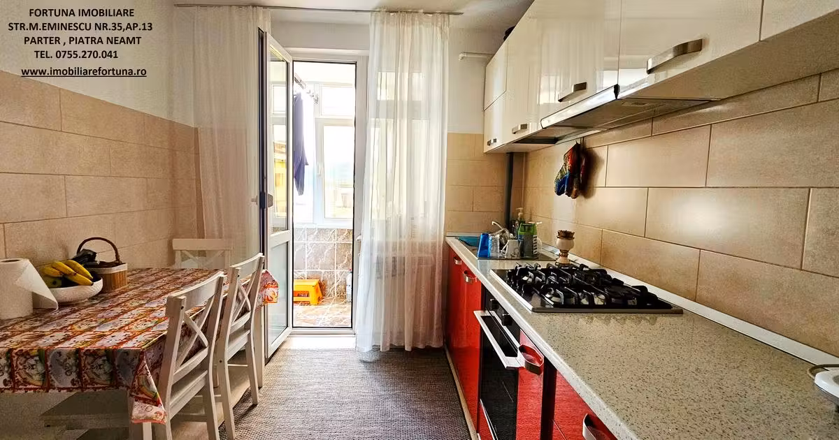 Apartament de vânzare cu 2 camere, mobilat în zona Precista, Piatra-Neamț