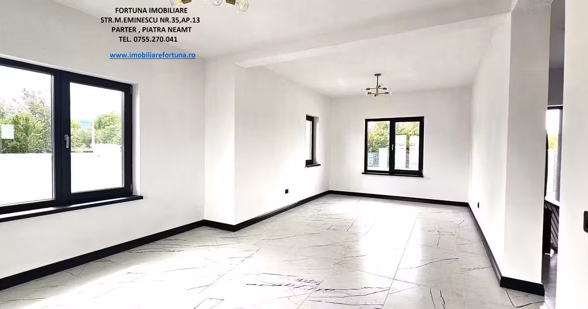 Casă de vânzare cu 4 camere în zona Exterior Est, Piatra-Neamț